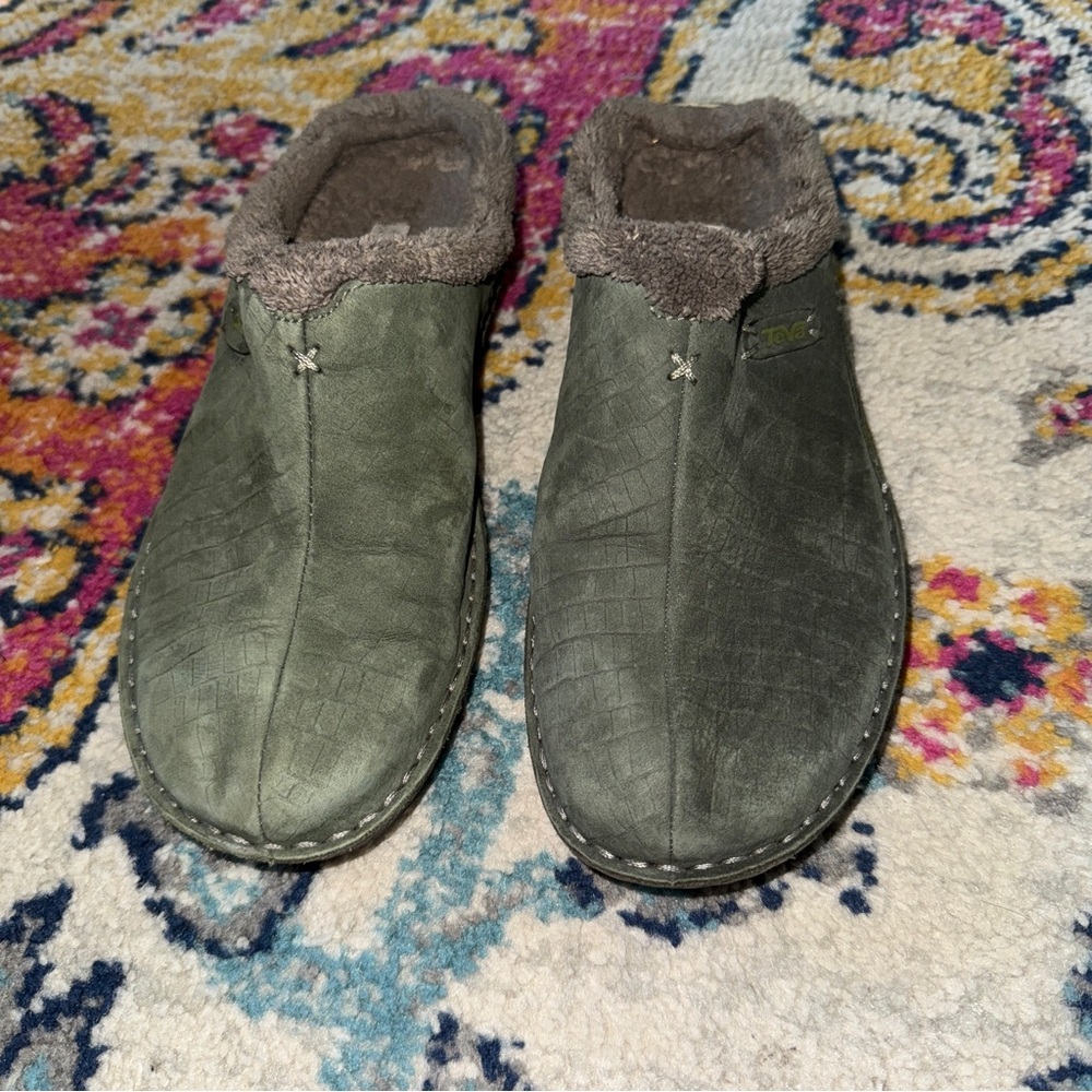 Teva Green 100% Leather Faux Fur Lined Slip On Slide Mule Slipper Shoe Women 7.5
